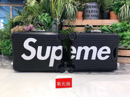 Supreme Suitcase(AAA)-003