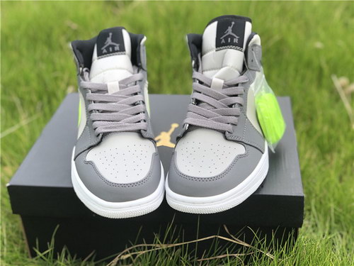 Air Jordan 1 Mid-045