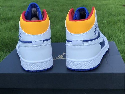 Air Jordan 1 Mid-051