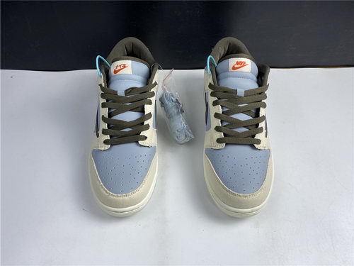 Travis Scott x Nike SB Dunk Low