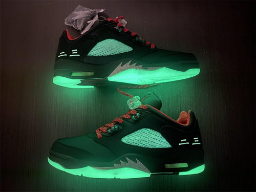 Air Jordan Retro 5 “Anthracite”