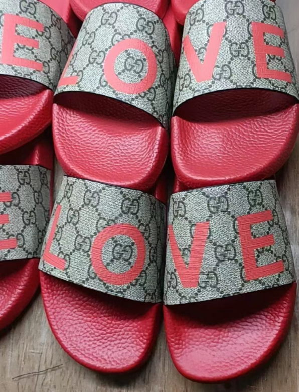 Gucci Slippers Women(AAA)-128