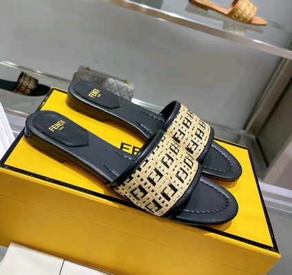 Fendi Slippers Women(AAA)-004