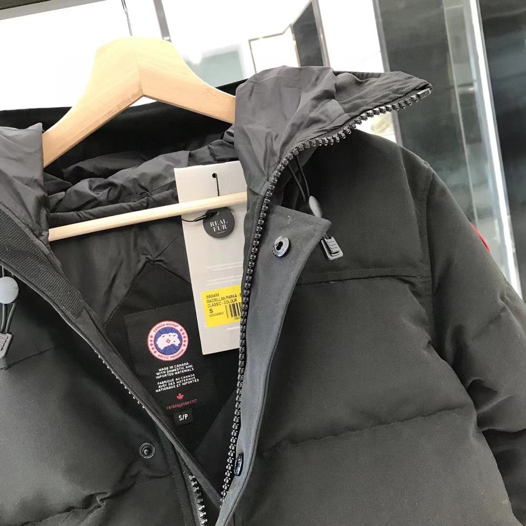 Canada Goose Coat-206