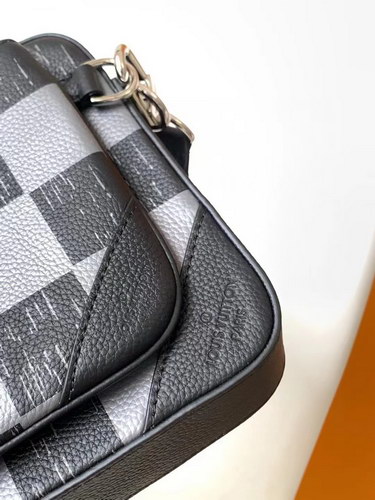 LV Handbags AAA(Men)-084