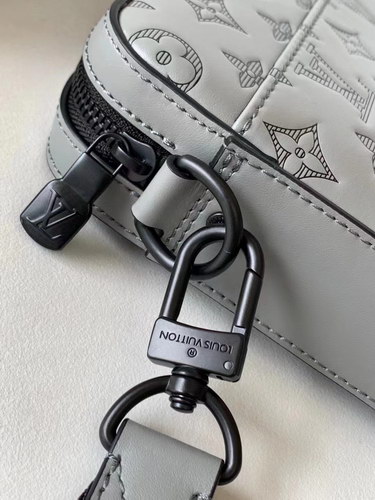 LV Handbags AAA(Men)-087