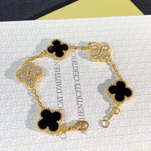Van Cleef & Arpels Bracelet(19cm)-004
