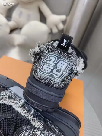 LV Shoes(AAAA)-902