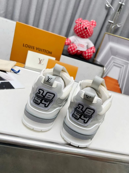 LV Shoes(AAA)-945