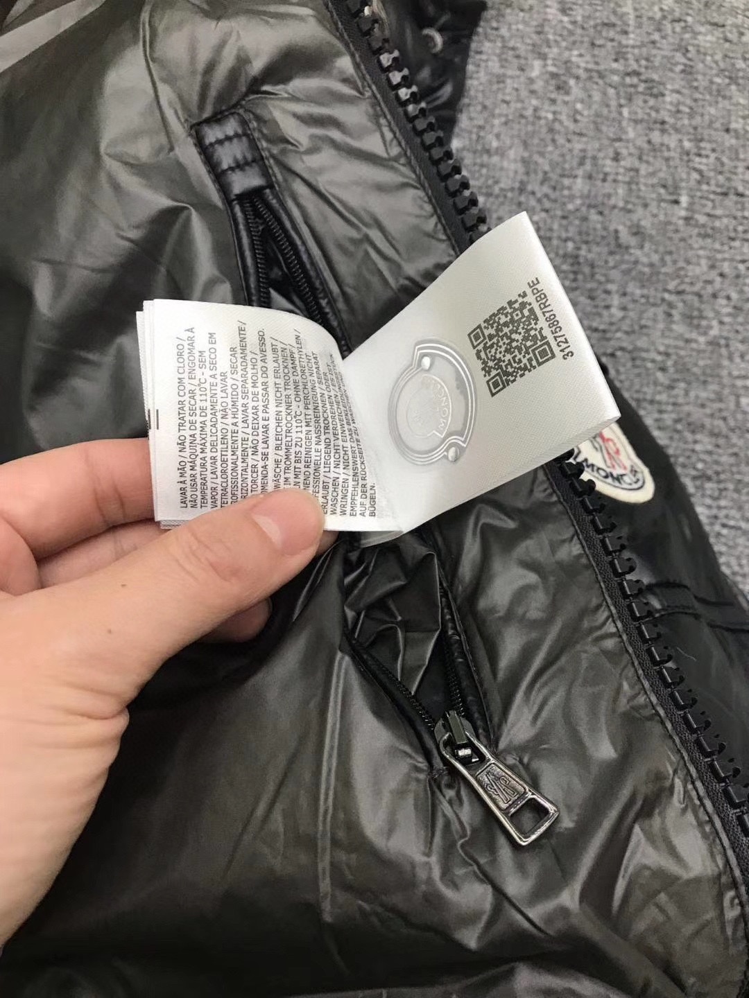 Moncler Coat-151
