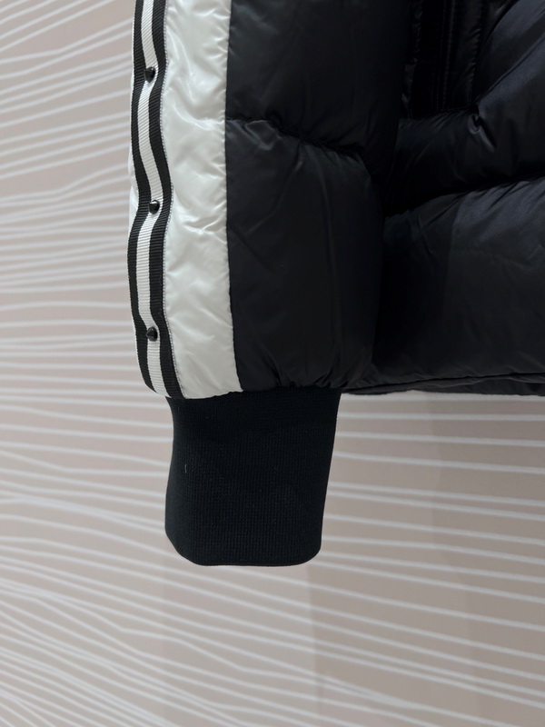 Moncler Coat-199