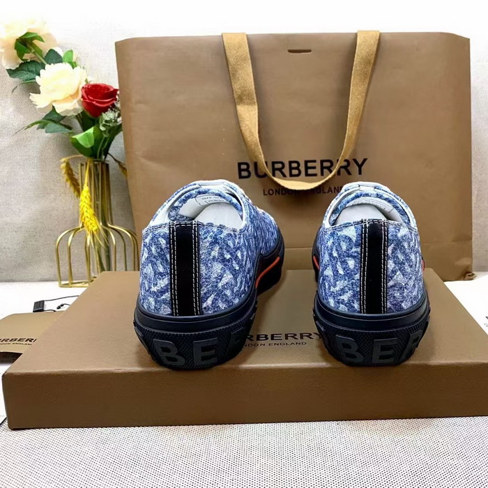 Burberry Shoes(AAA)-008