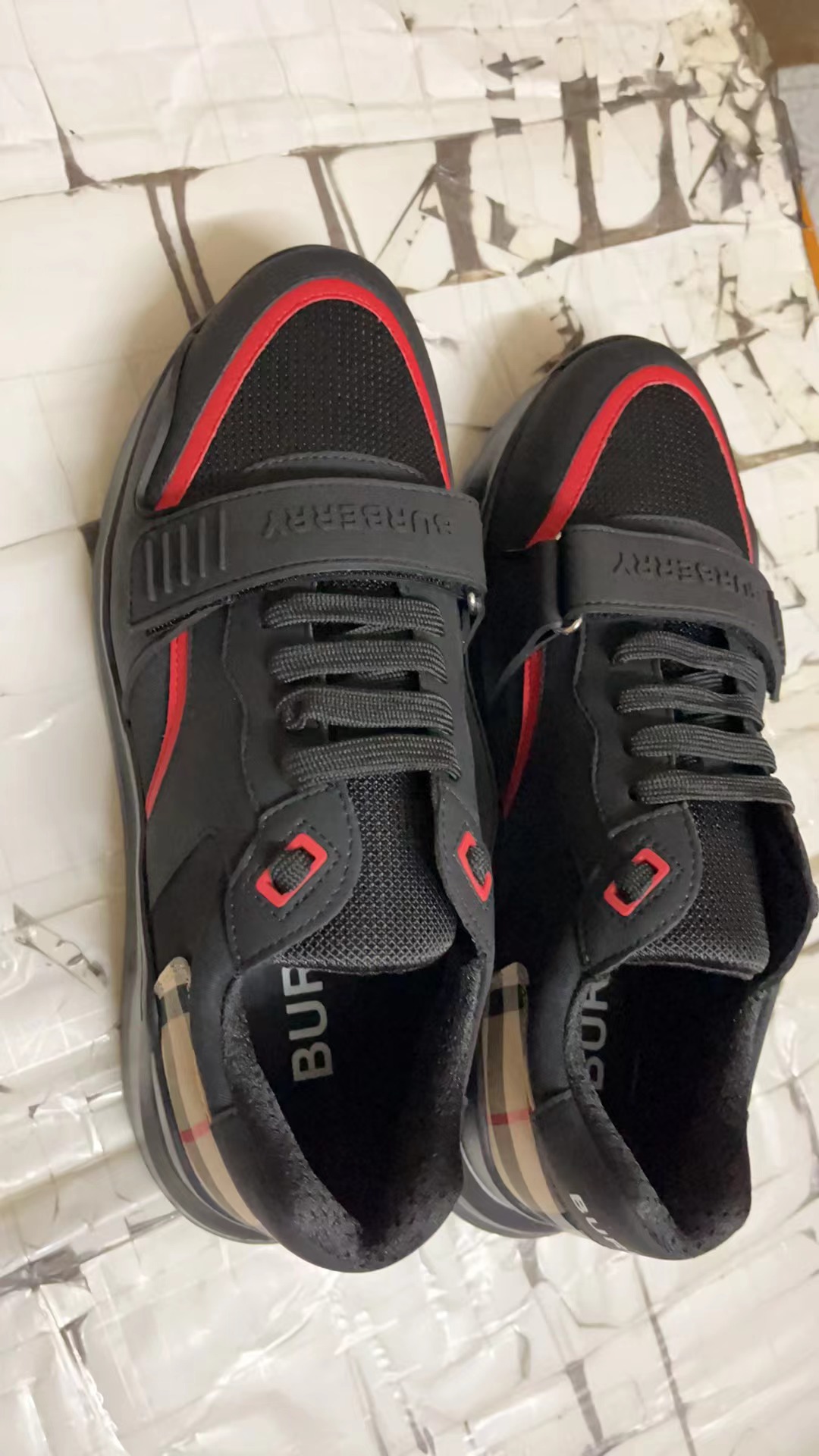 Burberry Shoes(AAA)-004