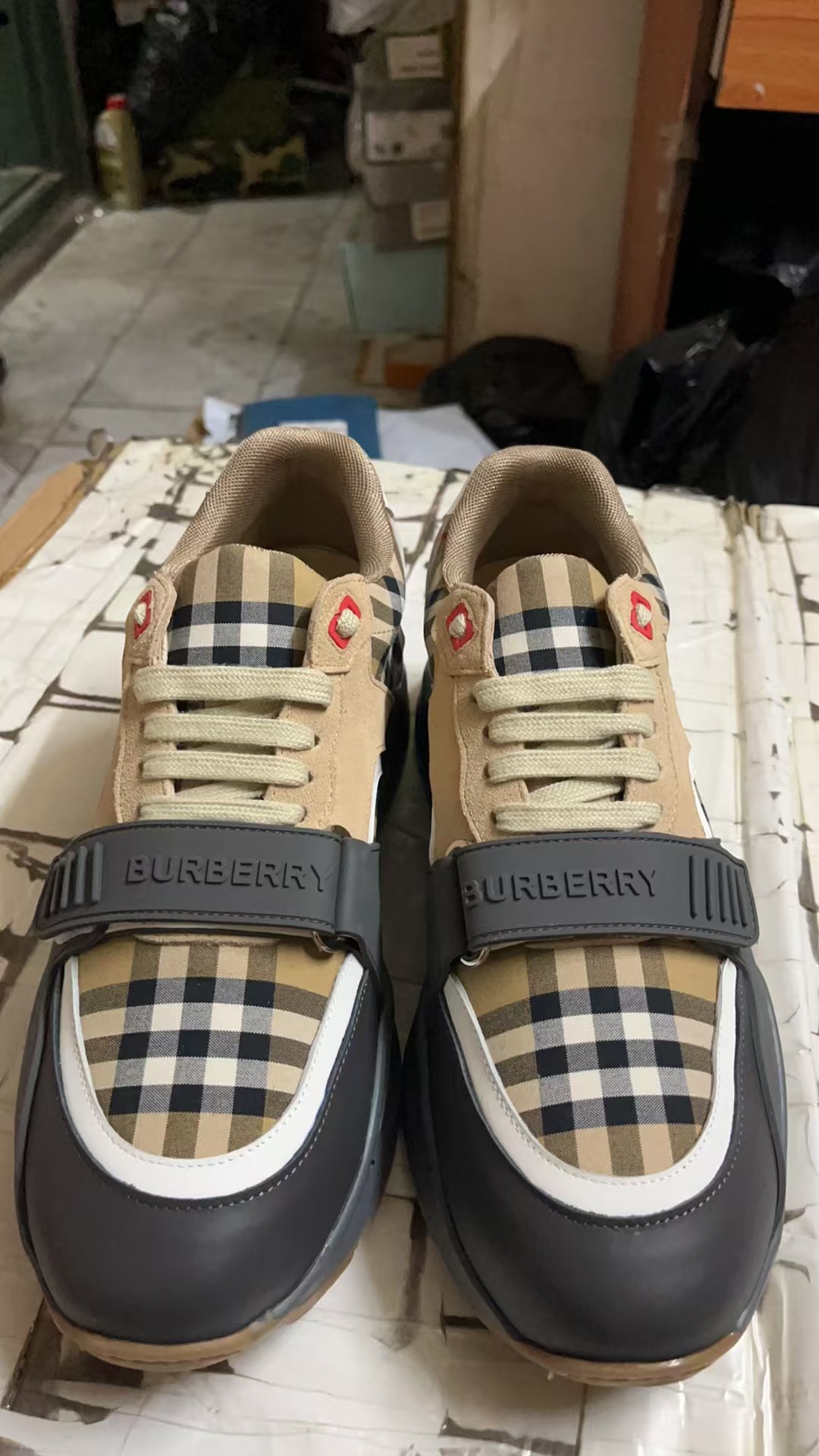 Burberry Shoes(AAA)-003