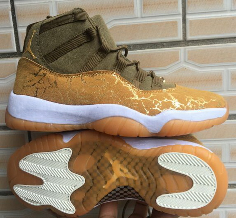 Air Jordan 11 Retro-040