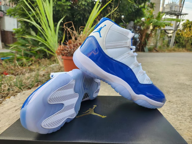 Air Jordan 11 Retro-042