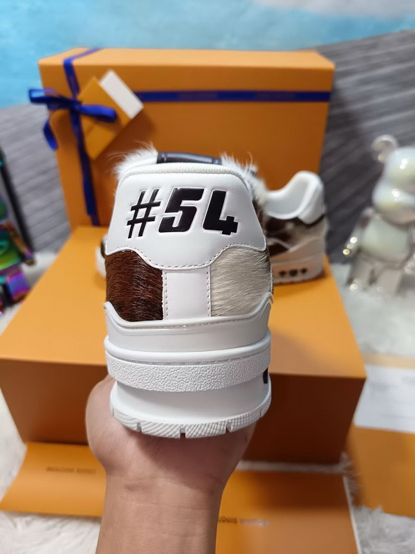 LV Shoes(AAA)-981