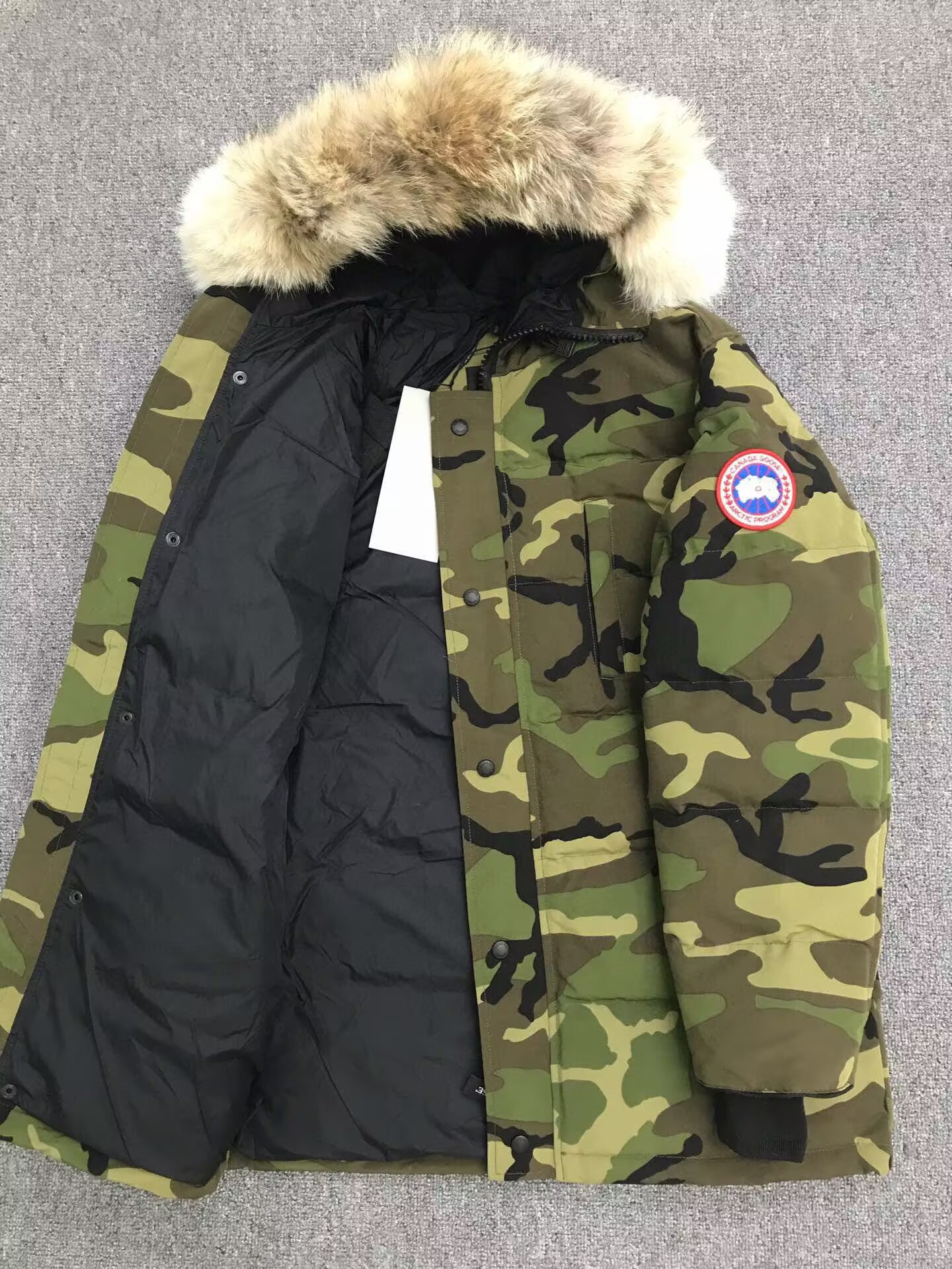 Canada Goose Coat-380