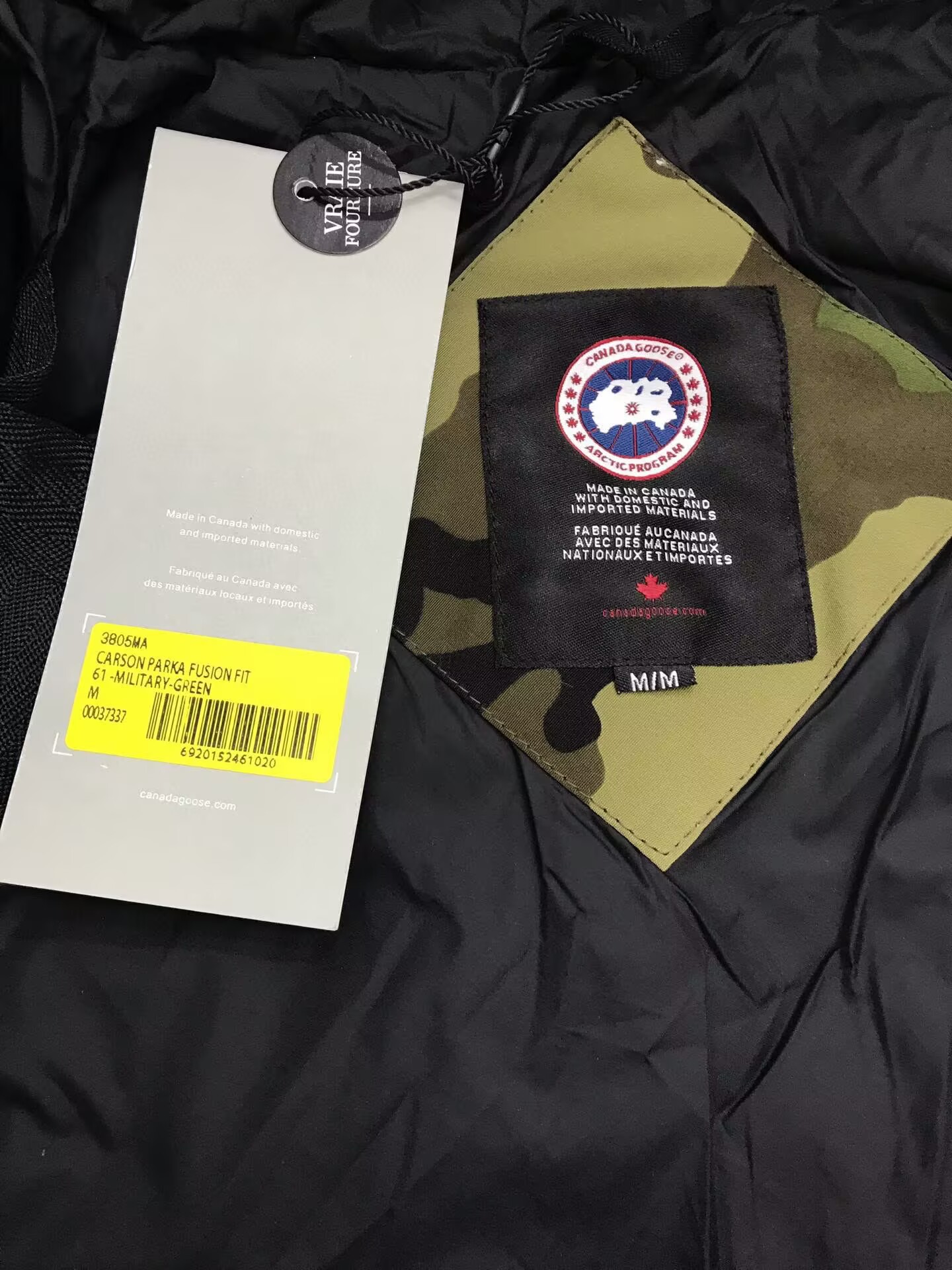 Canada Goose Coat-380