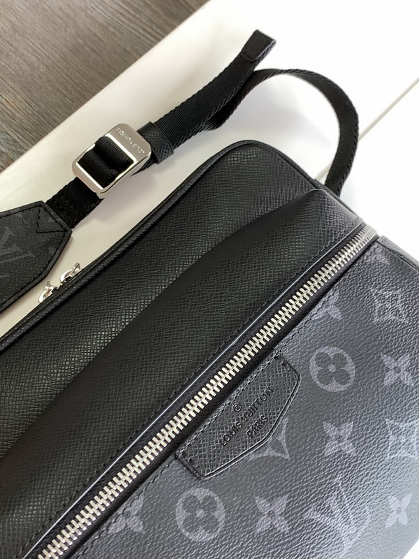 LV Handbags AAAA(Men)-190