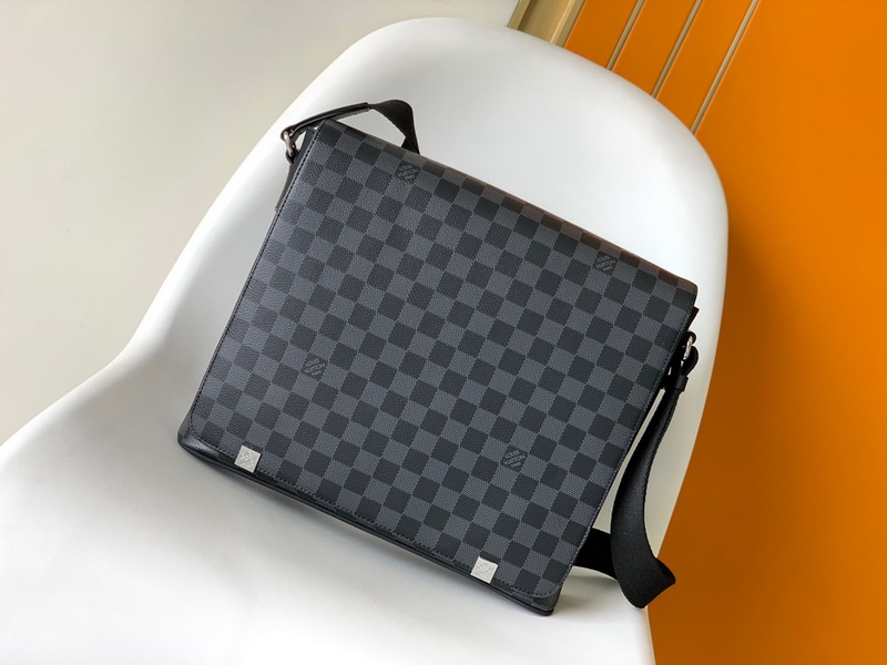 LV Handbags AAAA(Men)-201