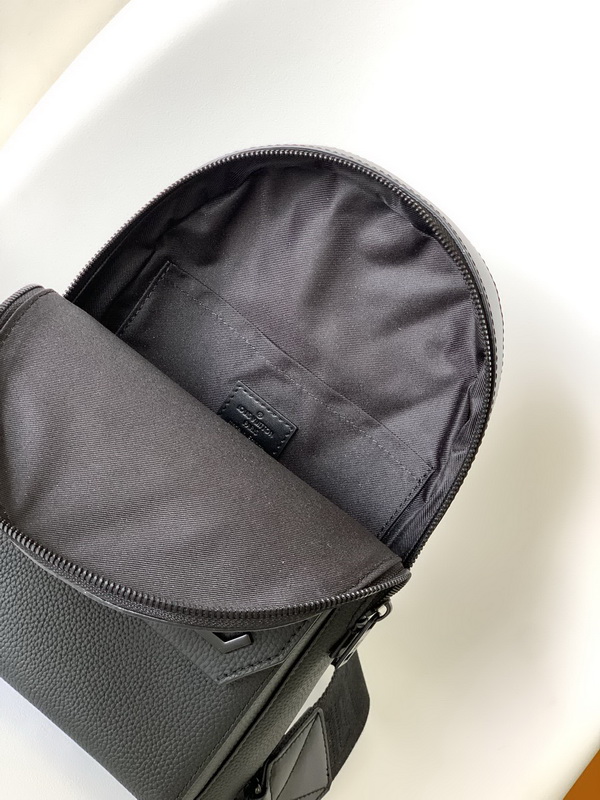 LV Handbags AAA(Men)-243