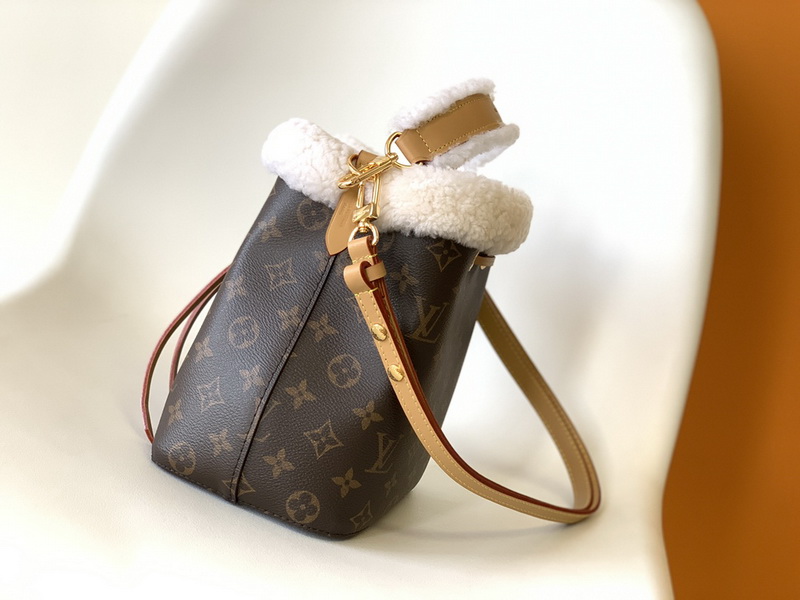 LV Handbags AAA(Women)-586
