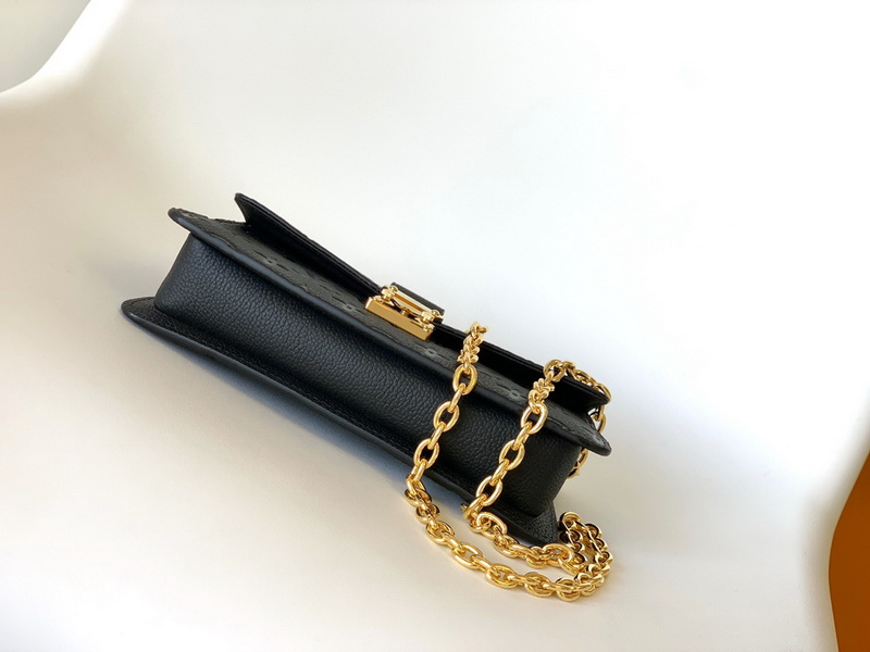LV Handbags AAA(Women)-629