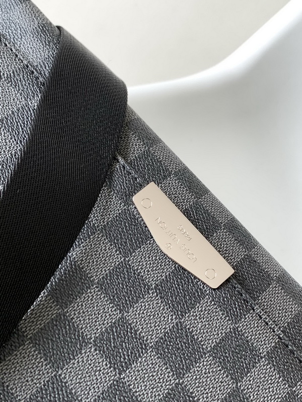LV Handbags AAA(Men)-286