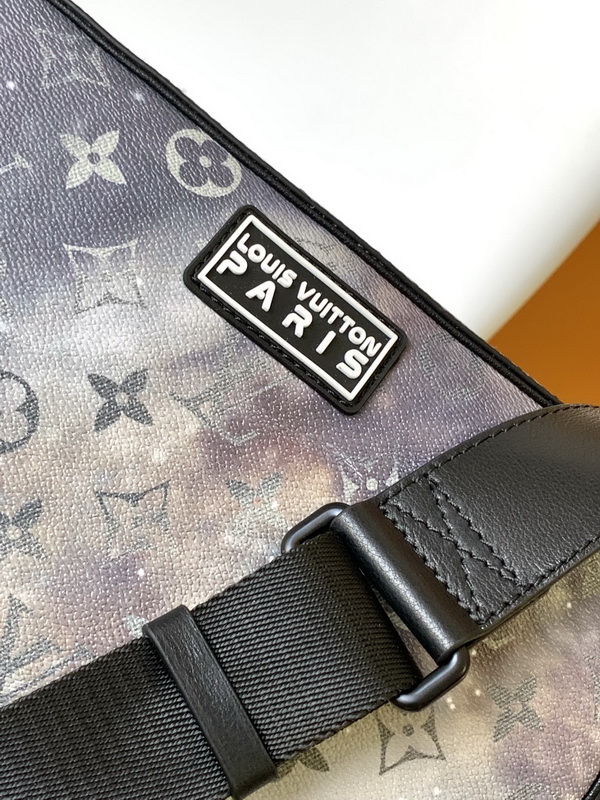 LV Handbags AAA(Men)-291