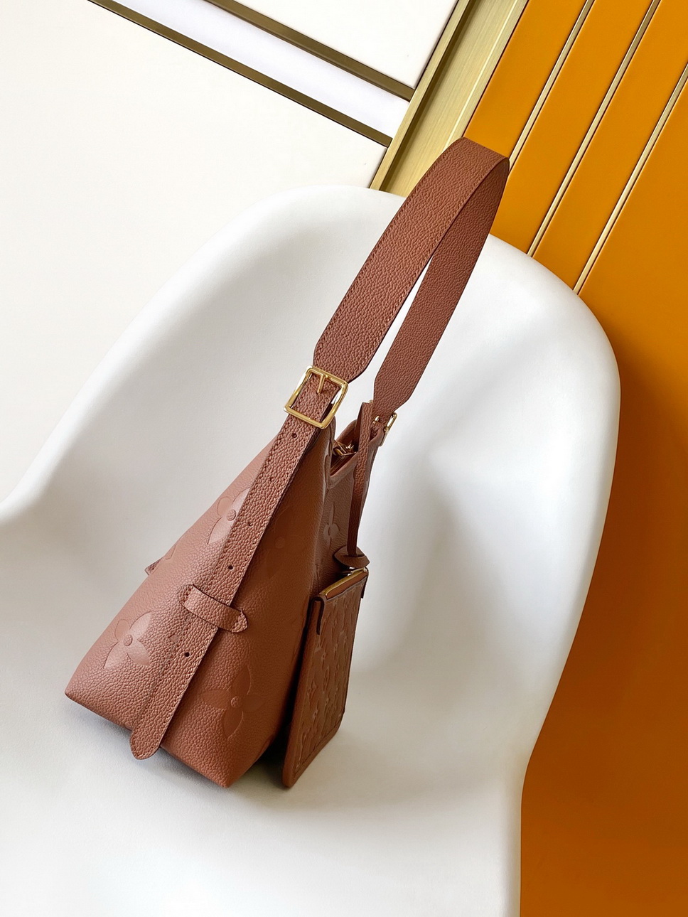 LV Bag-NFC(AAA)-013