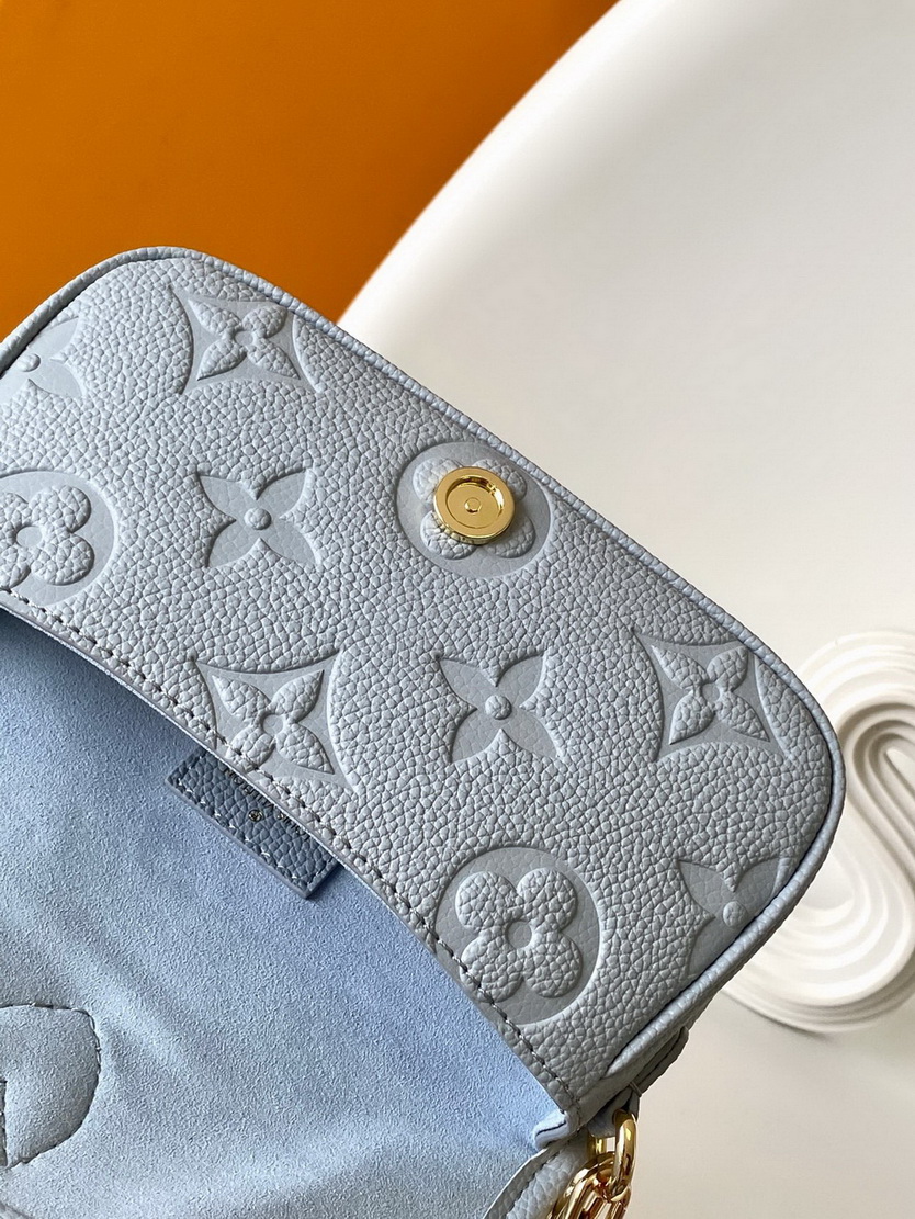 LV Bag-NFC(AAA)-084