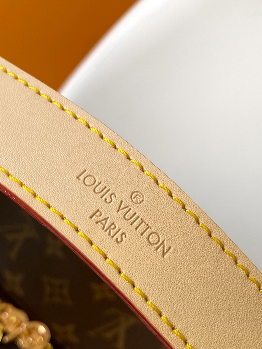 LV Bag-NFC(AAA)-097