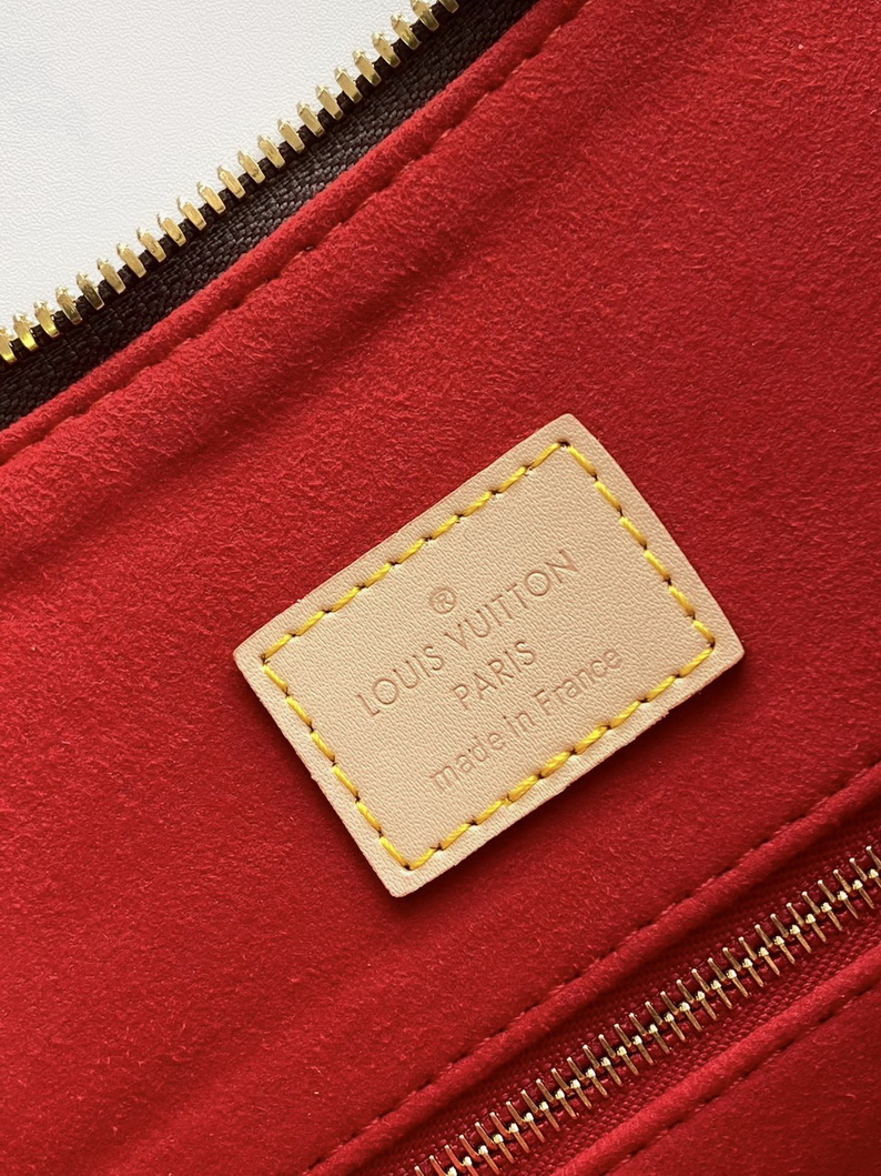 LV Bag-NFC(AAA)-107
