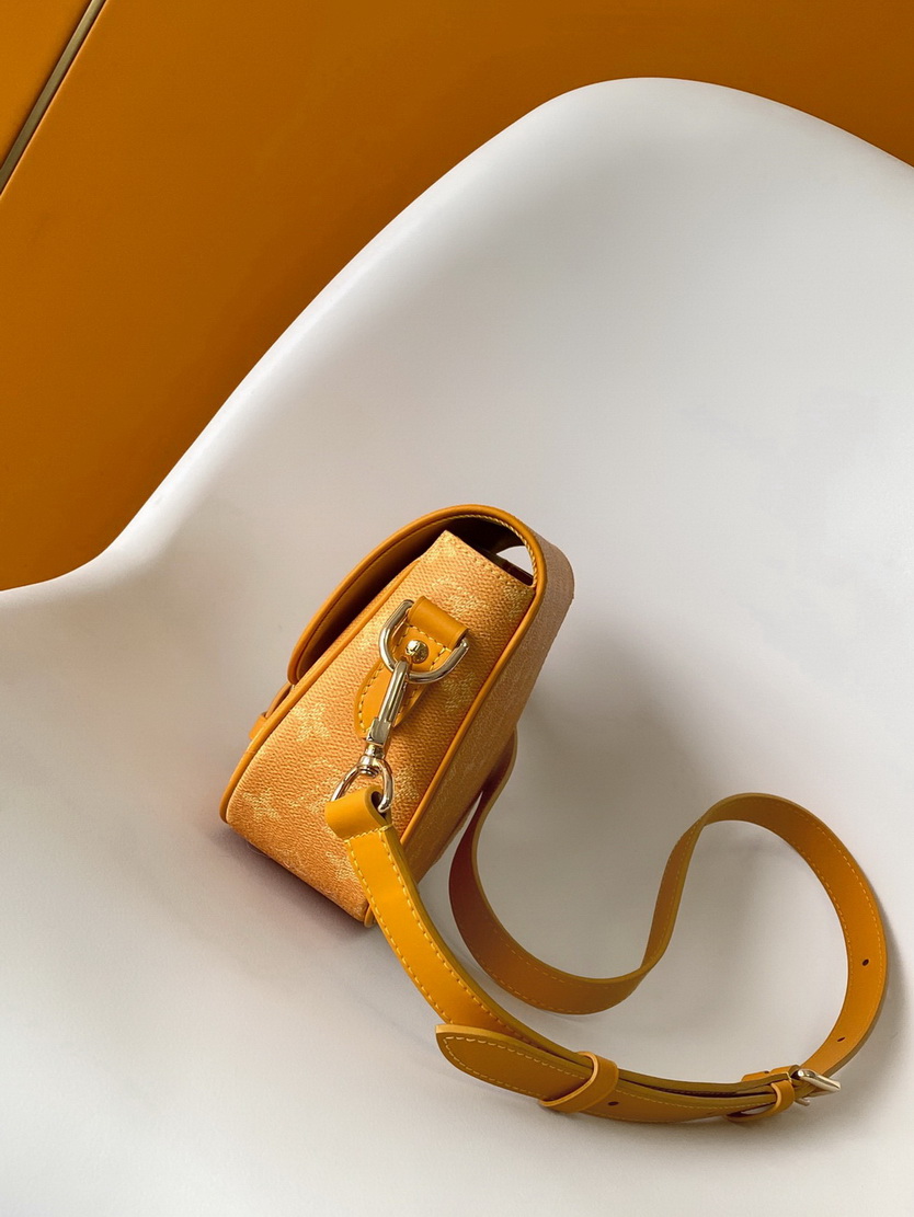 LV Bag-NFC(AAA)-135