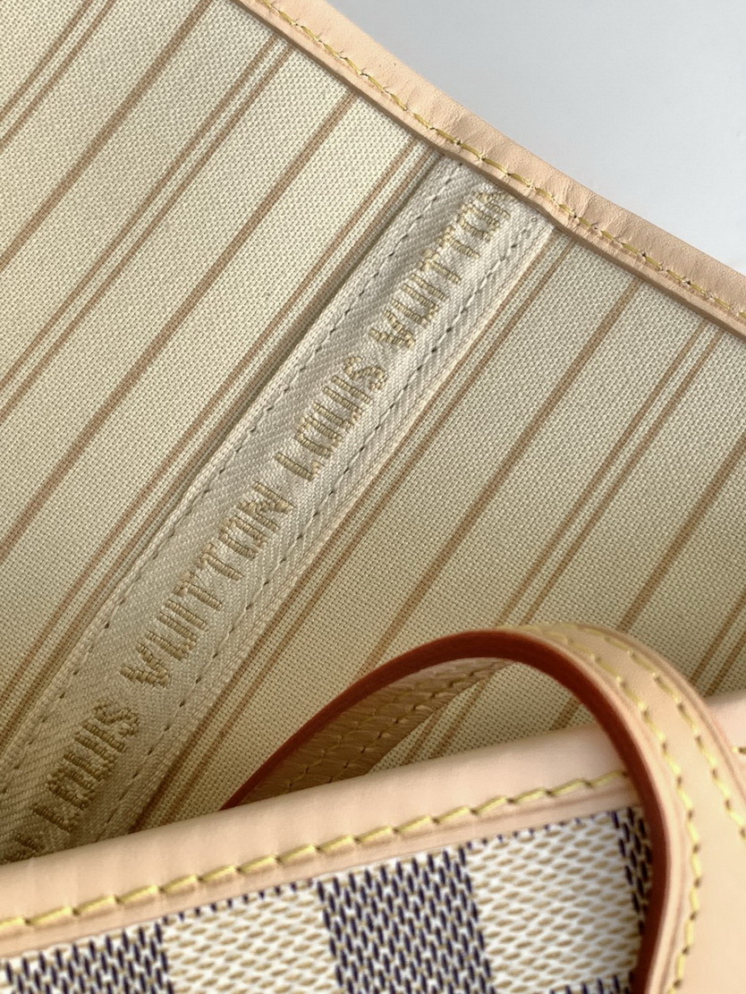 LV Bag-NFC(AAA)-193