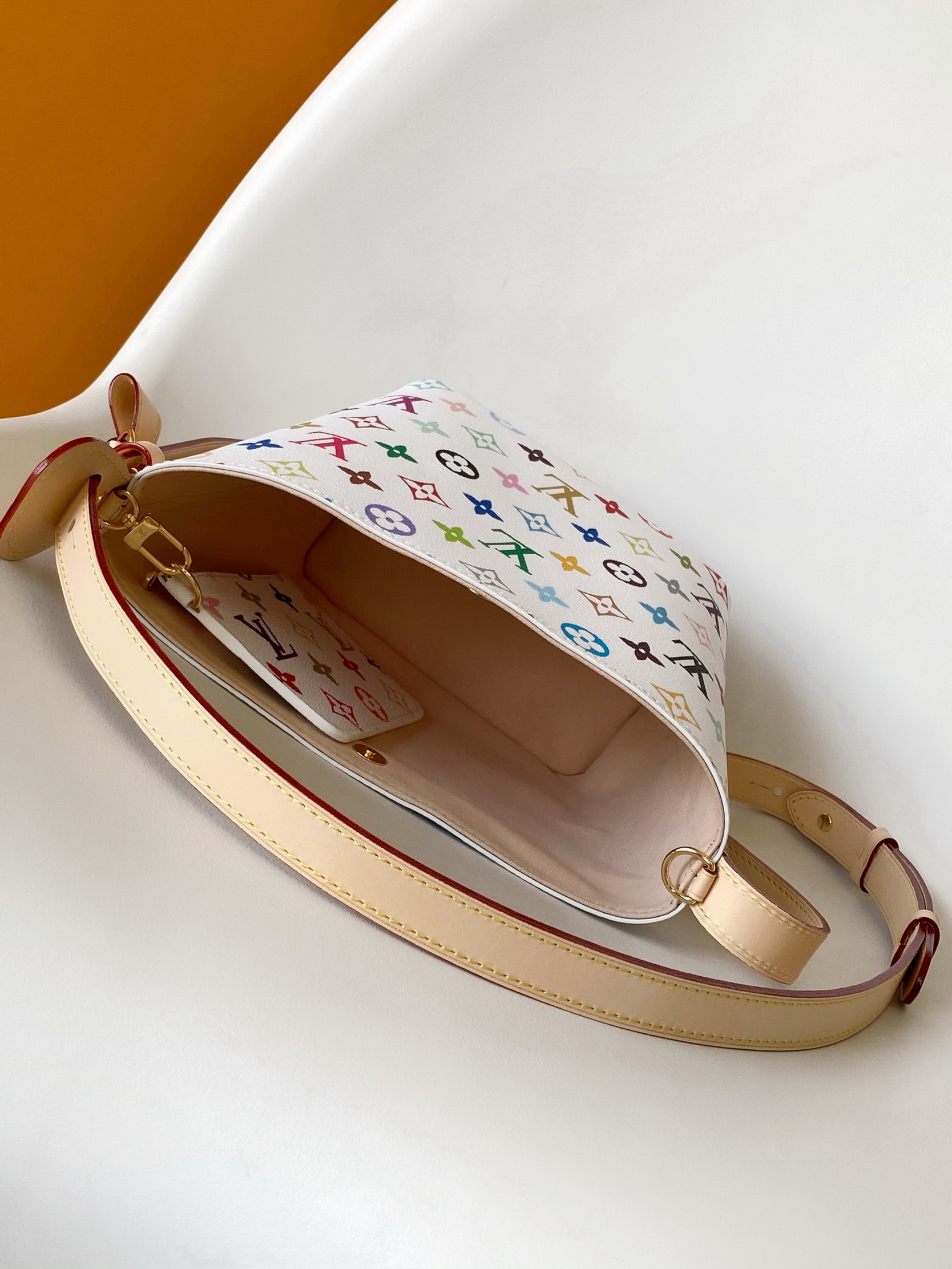 LV Bag-NFC(AAA)-275