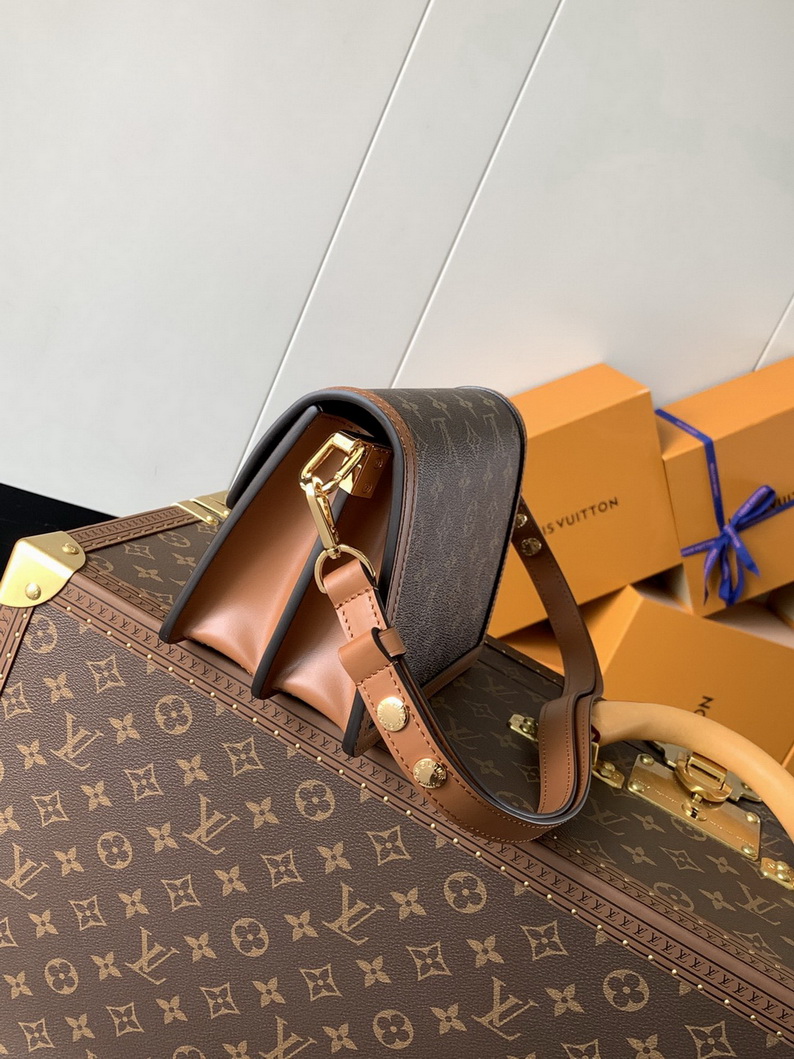 LV Bag-NFC(AAA)-284