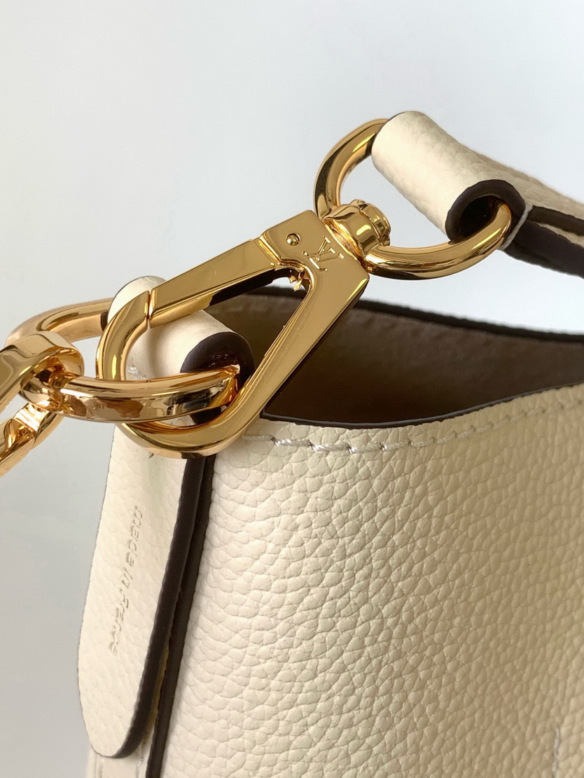 LV Bag-NFC(AAA)-372