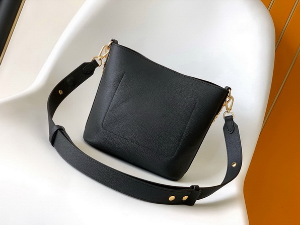 LV Bag-NFC(AAA)-379