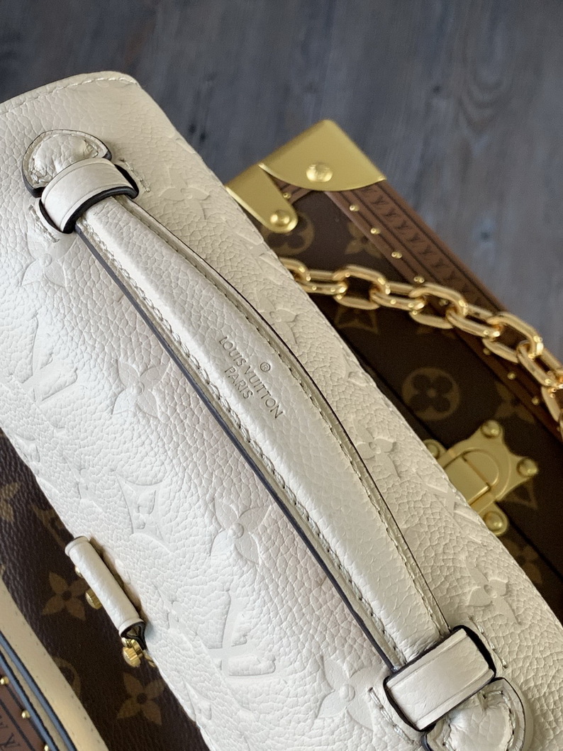 LV Bag-NFC(AAA)-449