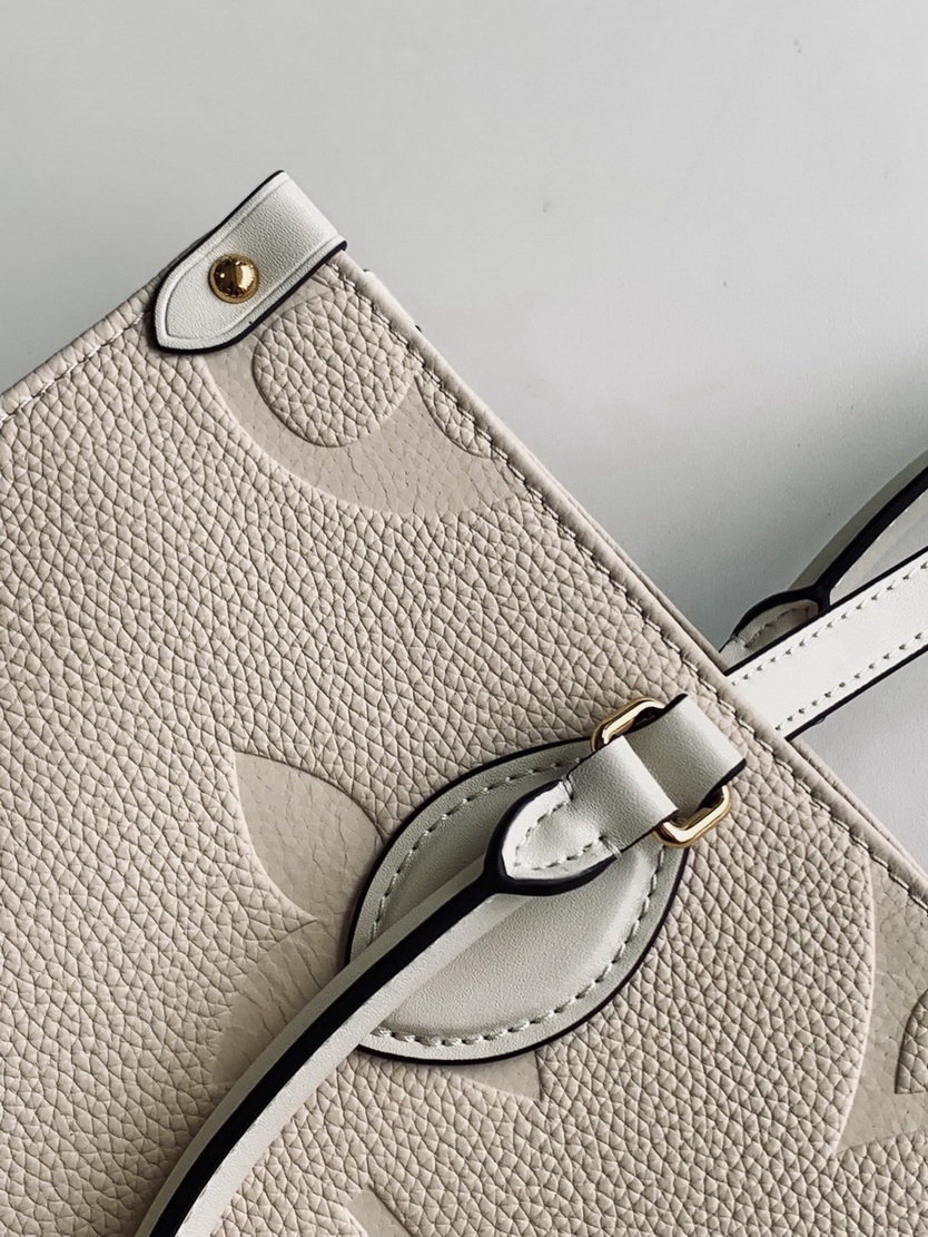 LV Bag-NFC(AAA)-450