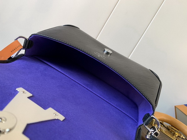 LV Bag-NFC(AAA)-545