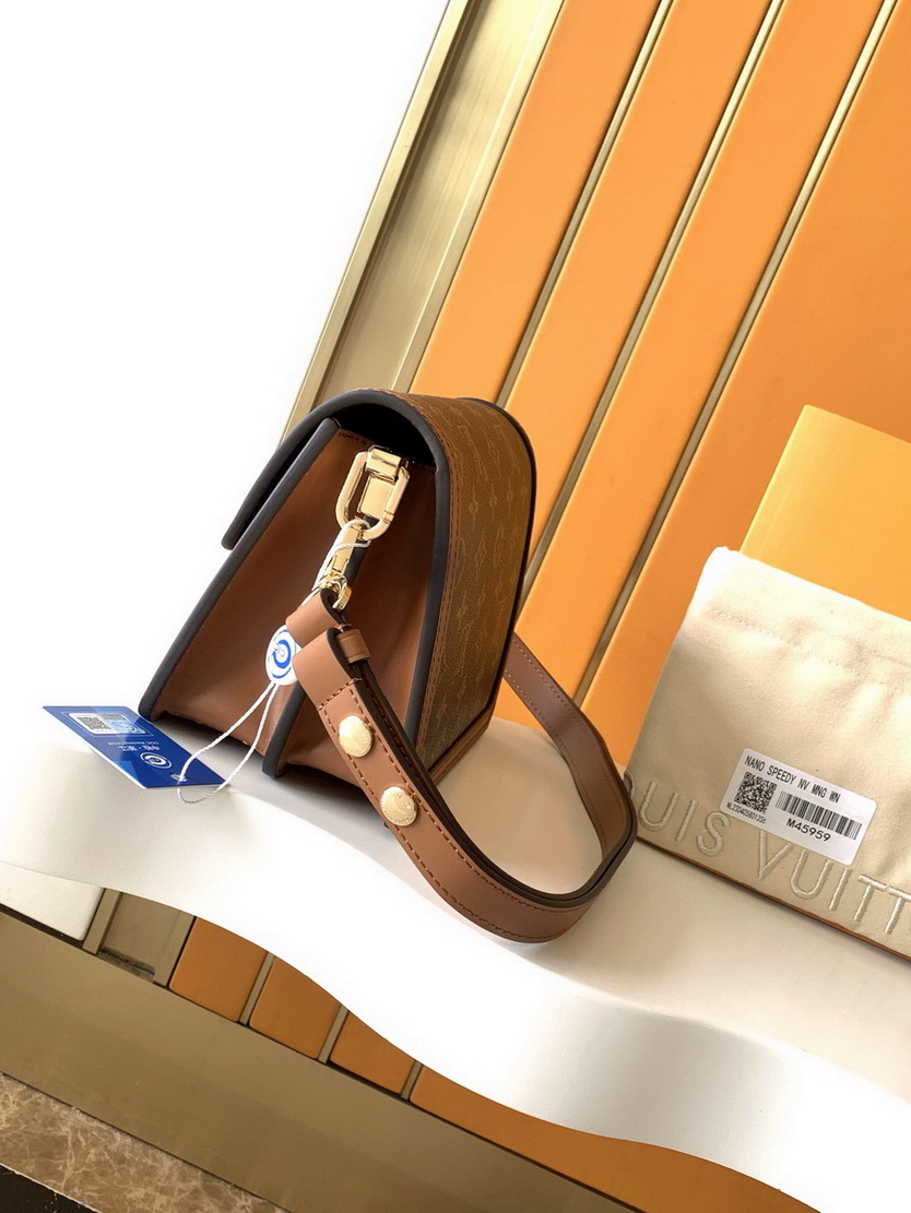 LV Bag-NFC(AAA)-552