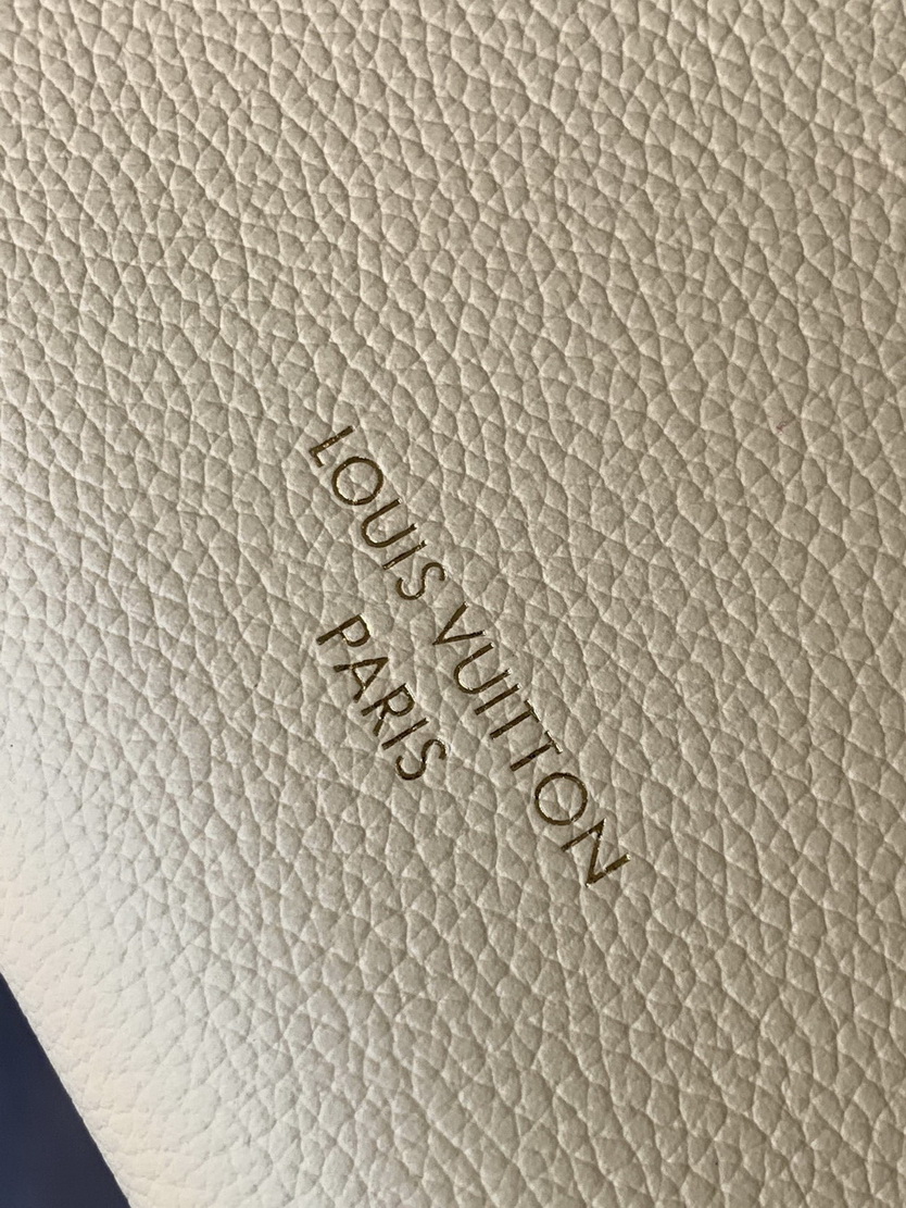 LV Bag-NFC(AAA)-571