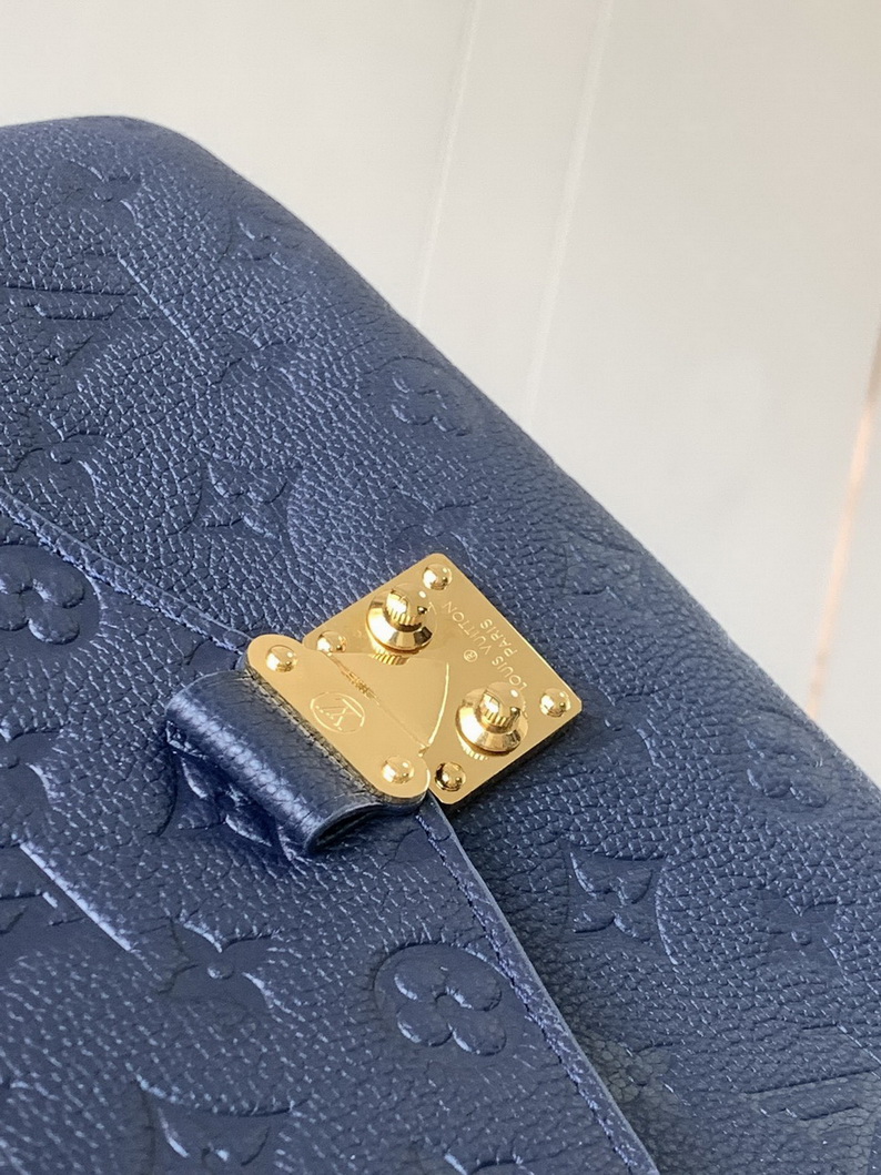 LV Bag-NFC(AAA)-578