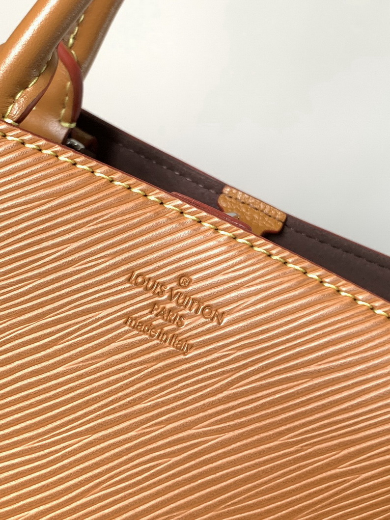 LV Bag-NFC(AAA)-615