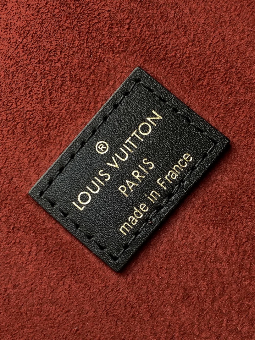 LV Bag-NFC(AAA)-621