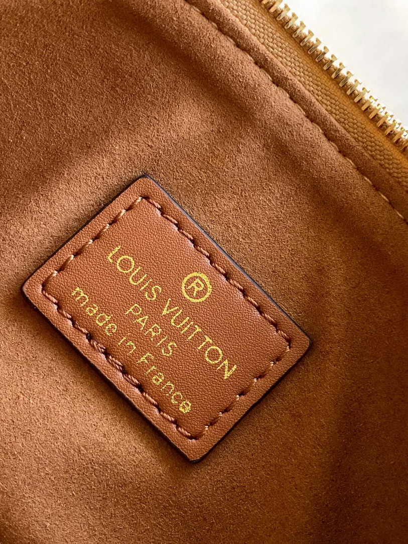 LV Bag-NFC(AAA)-646