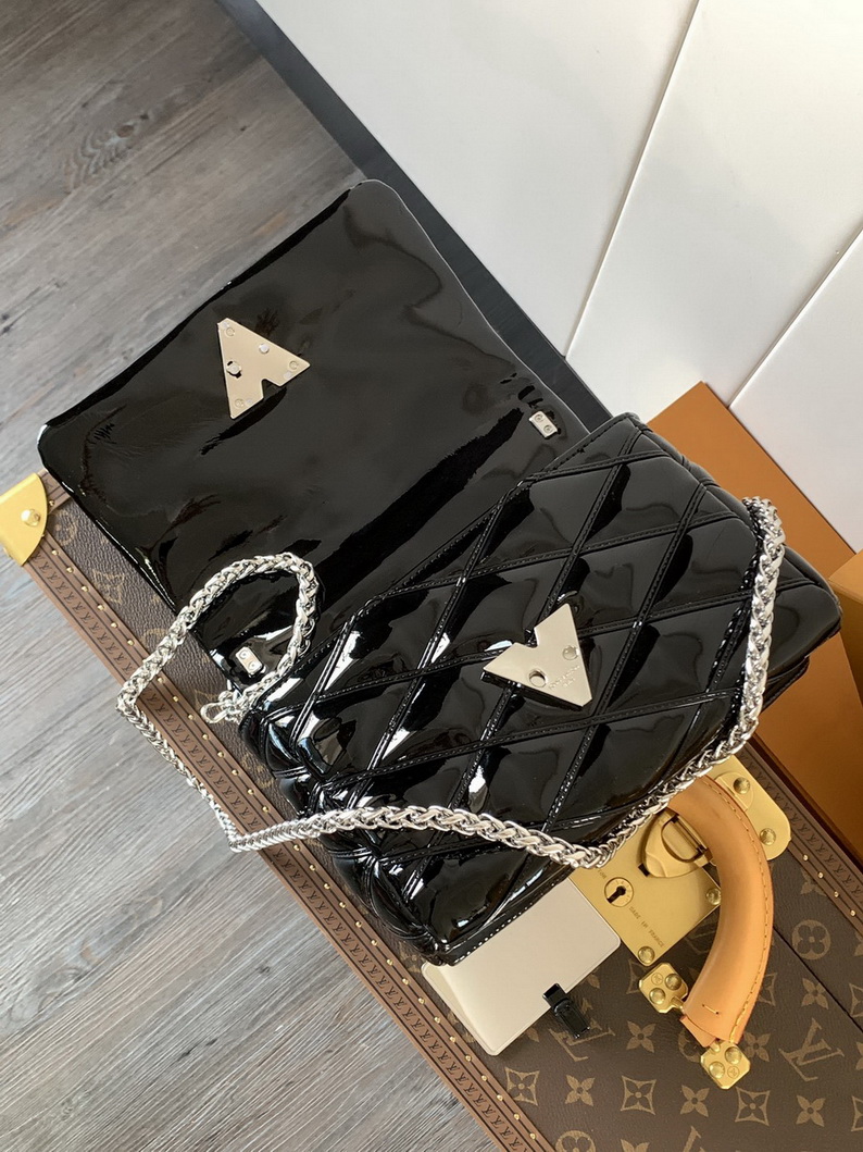 LV Bag-NFC(AAA)-656